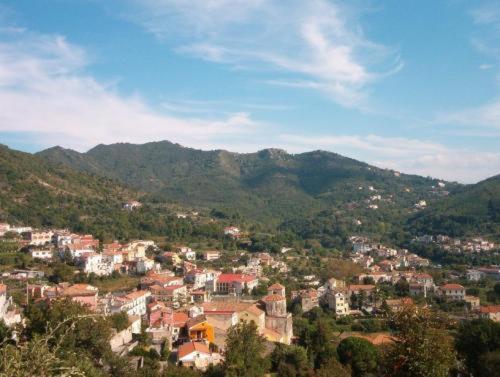 Hotel Pineta Ristorante Castello Cava deʼ Tirreni Zewnętrze zdjęcie